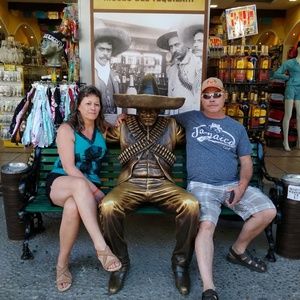 Meet your Posher, Leeann